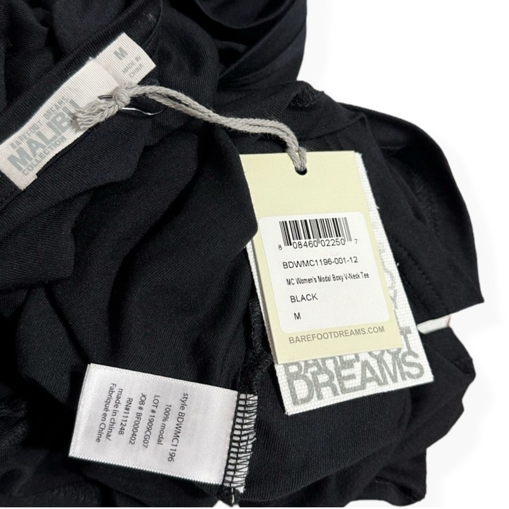 BAREFOOT DREAMS Malibu Collection Modal Boxy V-neck Tee, Black, Medium - Picture 9 of 9